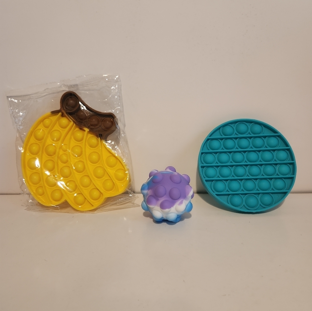 Variety of Pop It’s Fruit, Ball, Original